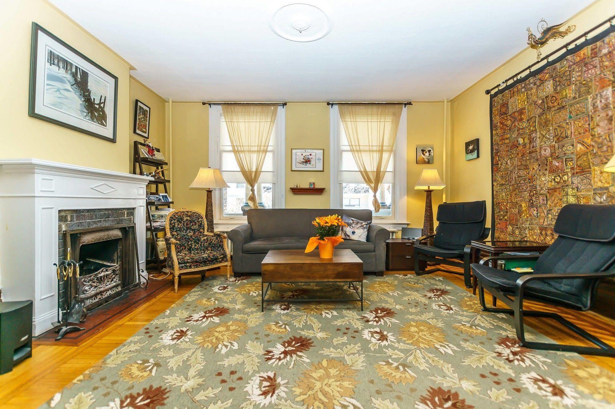 Elliott House Bed & Breakfast โตรอนโต ภายนอก รูปภาพ